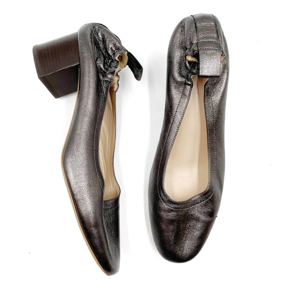 Everlane Shoes - Everlane The Day Heel in Iron Pump Metallic Pewter Leather Stretch Back Sz 8